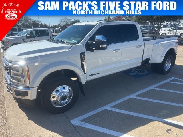 2023 Ford F-450SD LARIAT