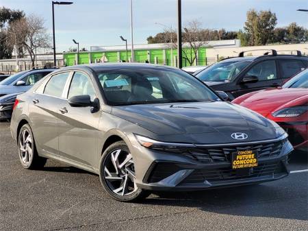 2025 Hyundai Elantra Hybrid Limited