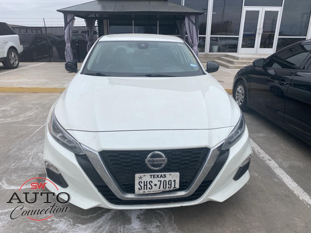 2022 Nissan Altima 2.5 SR