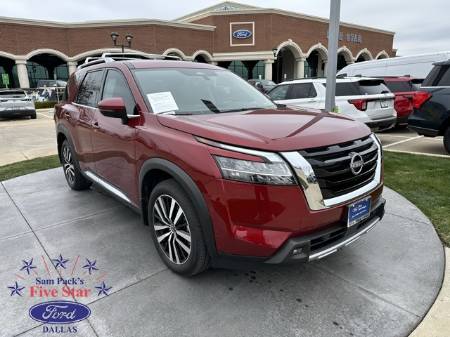 2024 Nissan Pathfinder Platinum