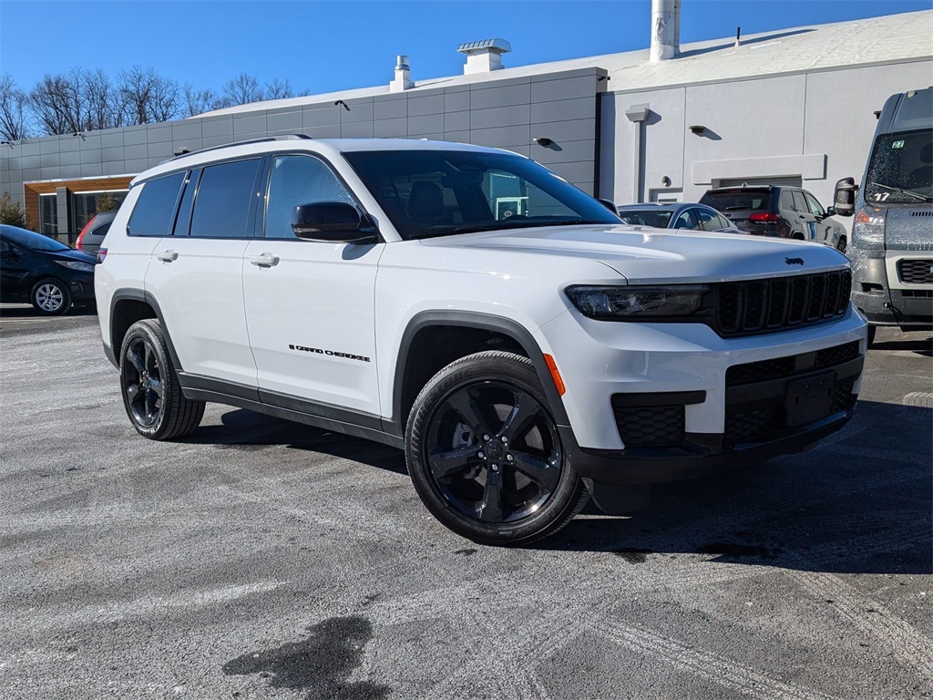 2023 Jeep Grand Cherokee L Altitude