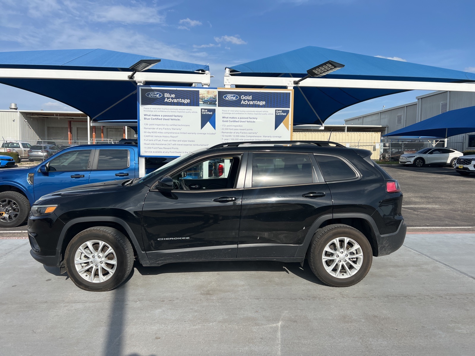 2022 Jeep Cherokee Latitude LUX