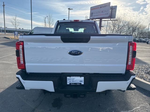 2025 Ford F-250 photo 4