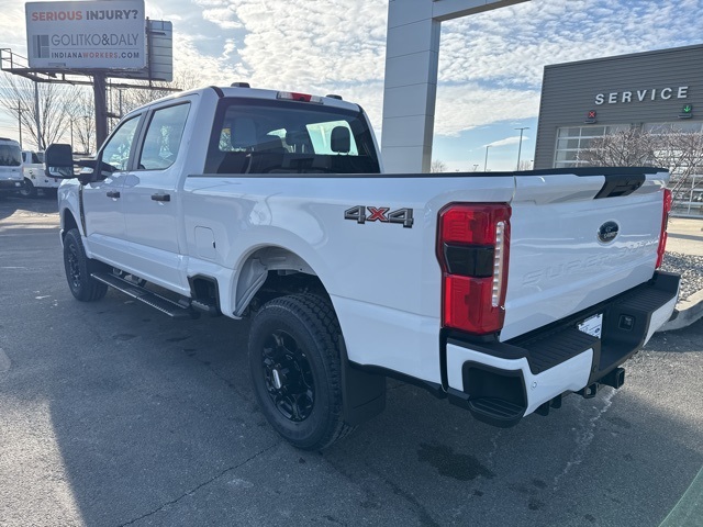 2025 Ford F-250 photo 5