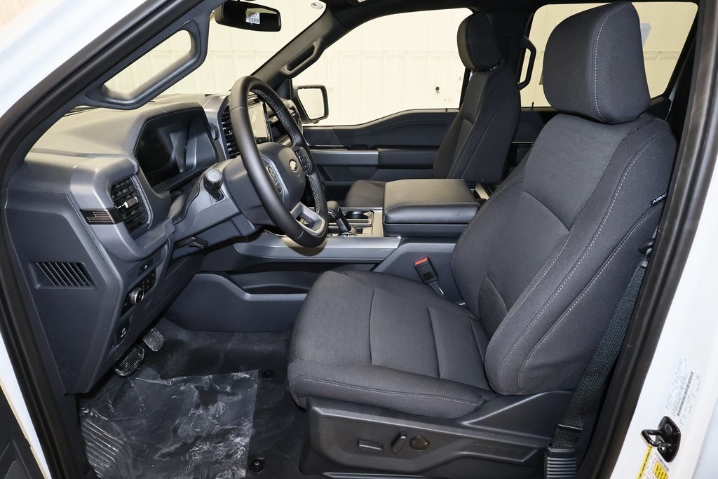 2025 Ford F-150 XLT photo 7