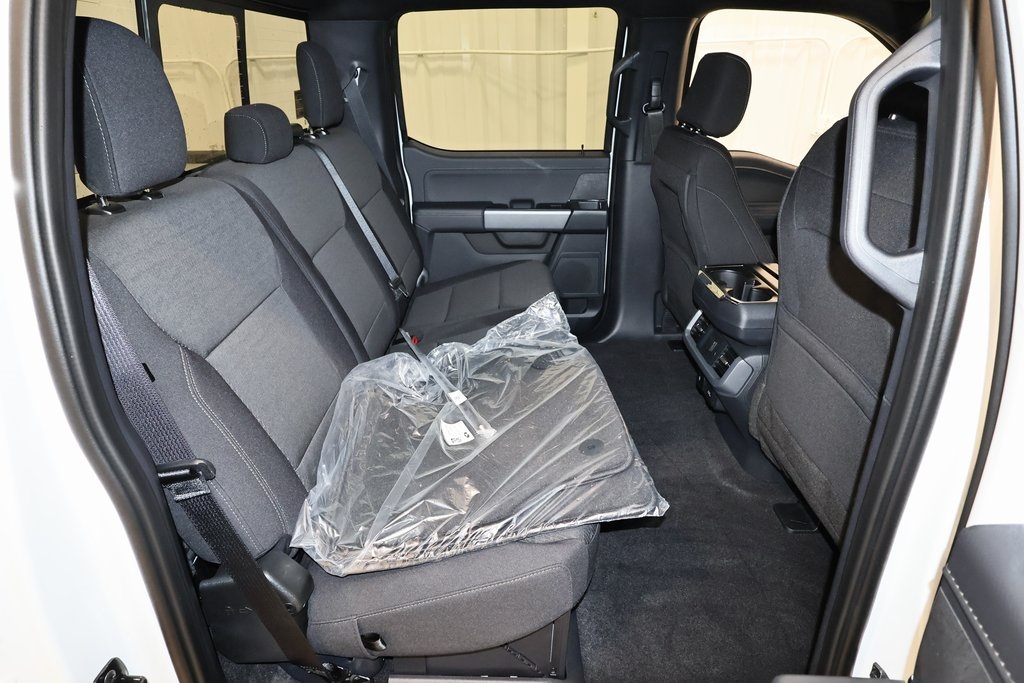 2025 Ford F-150 XLT photo 9