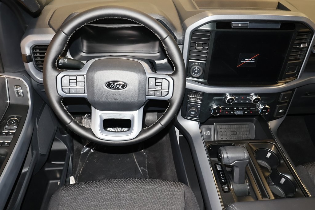 2025 Ford F-150 XLT photo 11