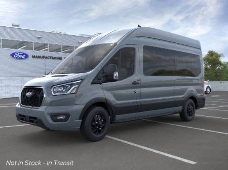 2025 Ford Transit Passenger Wagon XLT