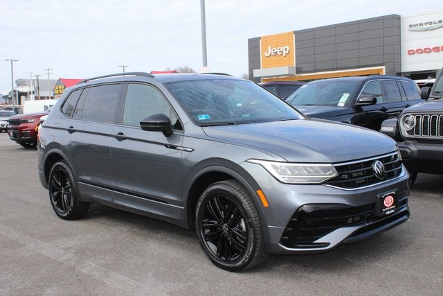 2022 Volkswagen Tiguan 2.0T SE R-Line Black