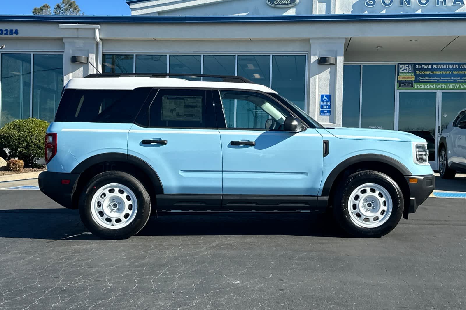 2025 Ford Bronco Sport Heritage photo 2