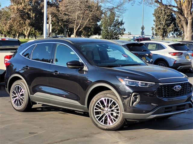 2024 Ford Escape Plug-In Hybrid Base