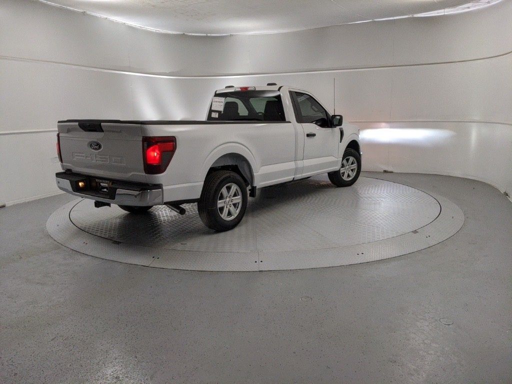 2025 Ford F-150 XL photo 3