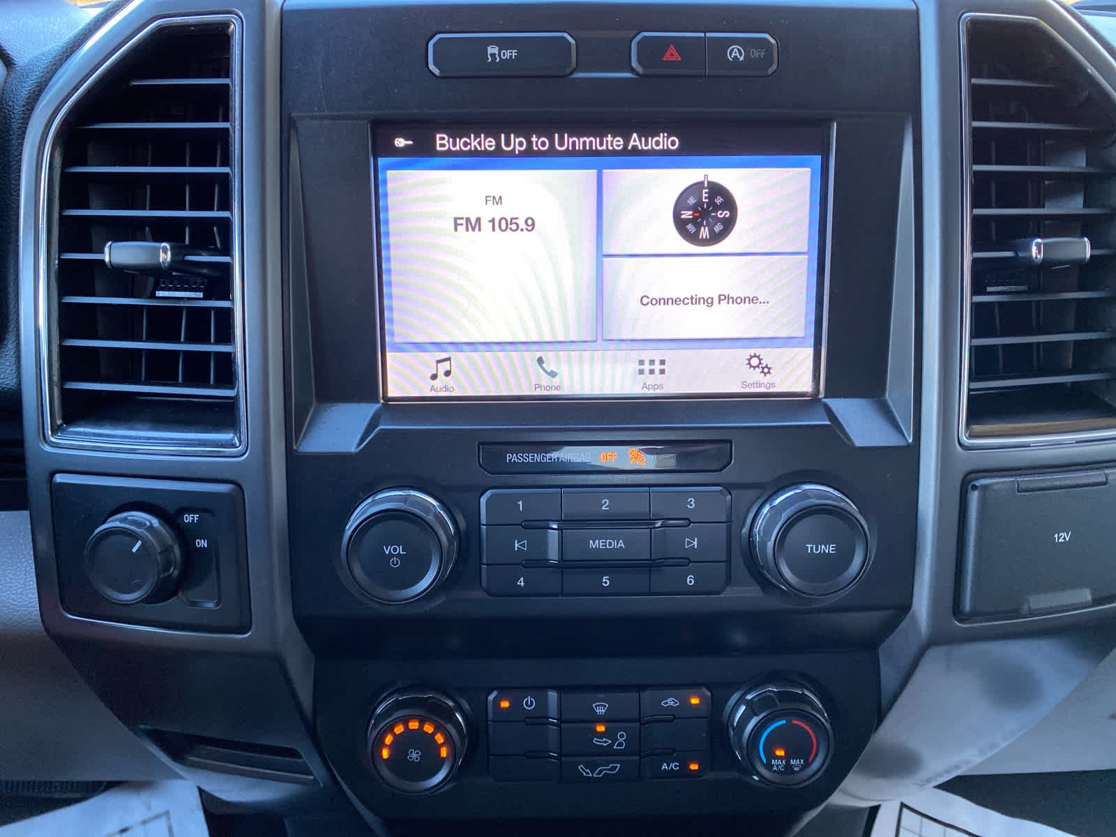 2019 Ford F-150 XLT photo 15