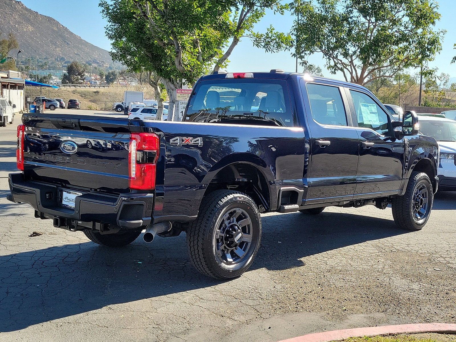2025 Ford F-250 XL photo 2