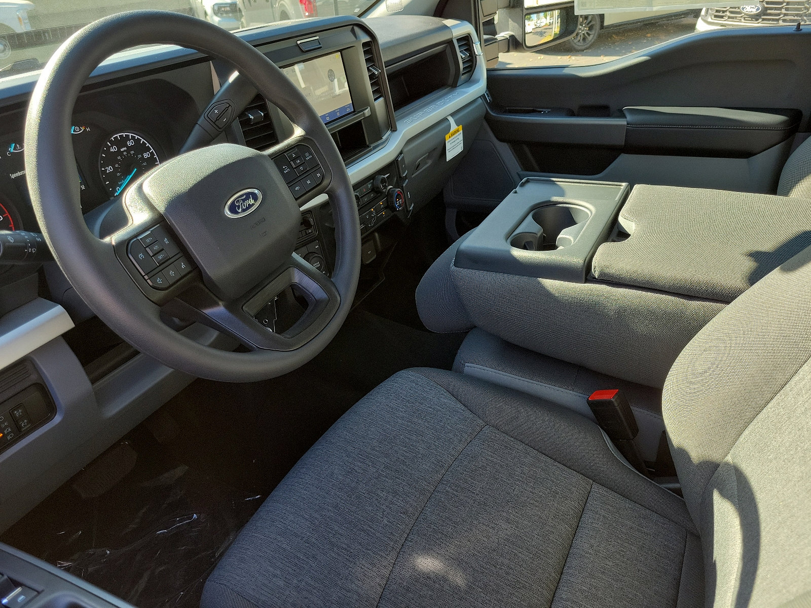 2025 Ford F-250 XL photo 3