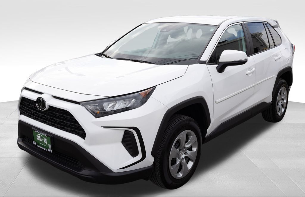 2022 Toyota RAV4 LE