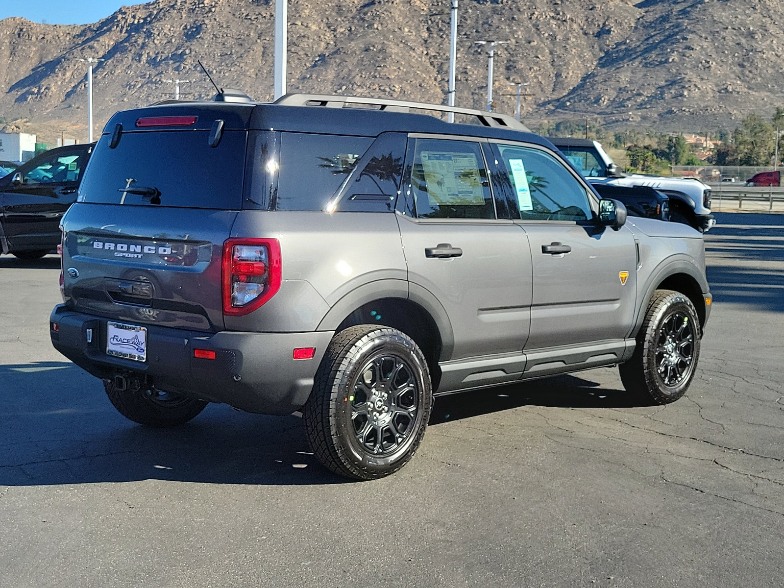2025 Ford Bronco Sport Badlands photo 2