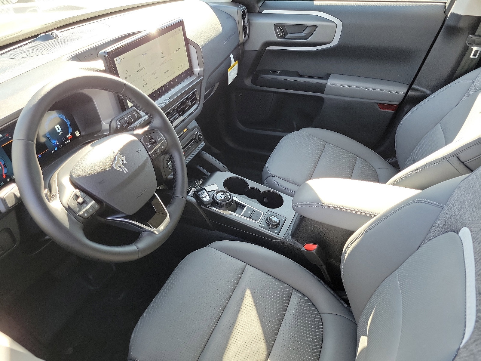 2025 Ford Bronco Sport Badlands photo 3