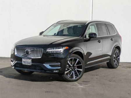 2025 Volvo XC90 B6 Plus 7-Seater