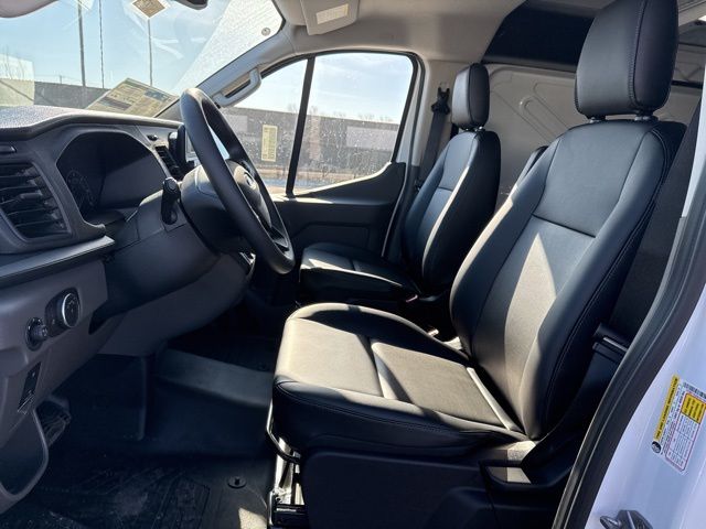 2025 Ford Transit Van Base - Photo 10