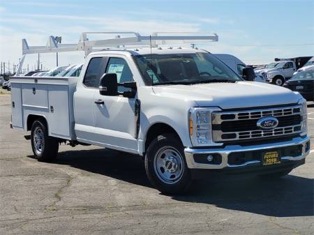 2025 Ford F-350SD XL