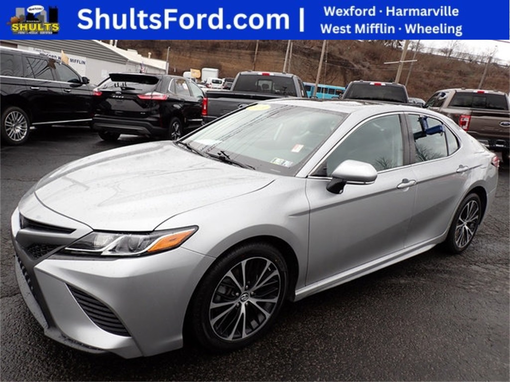 2019 Toyota Camry SE