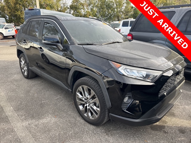 2020 Toyota RAV4 XLE Premium