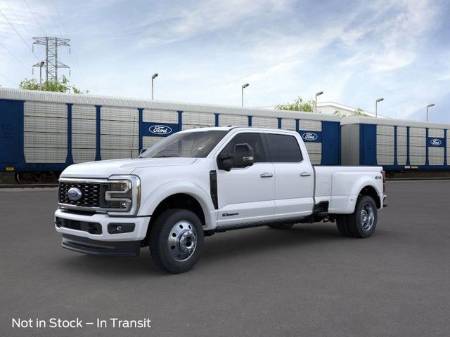 2025 Ford Super Duty F-450 DRW Platinum