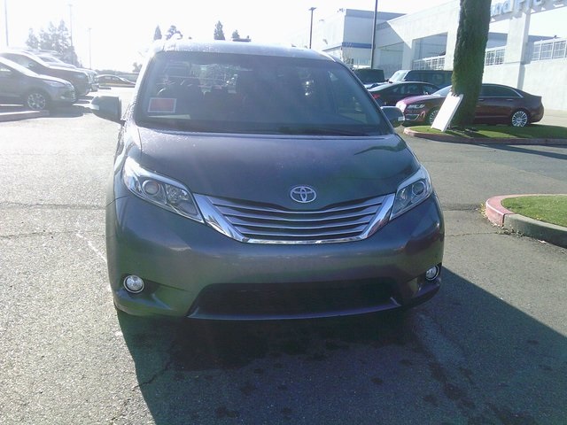 2017 Toyota Sienna Limited