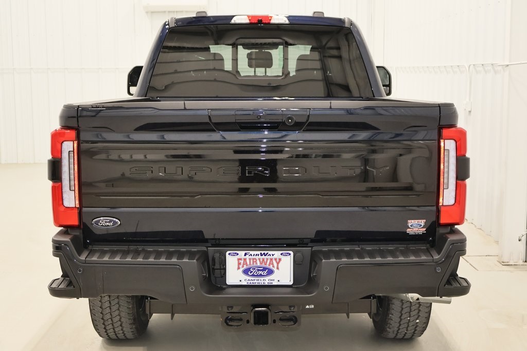 2025 Ford F-350 photo 2