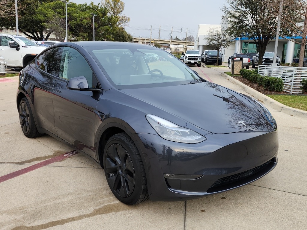 2024 Tesla Model Y Long Range