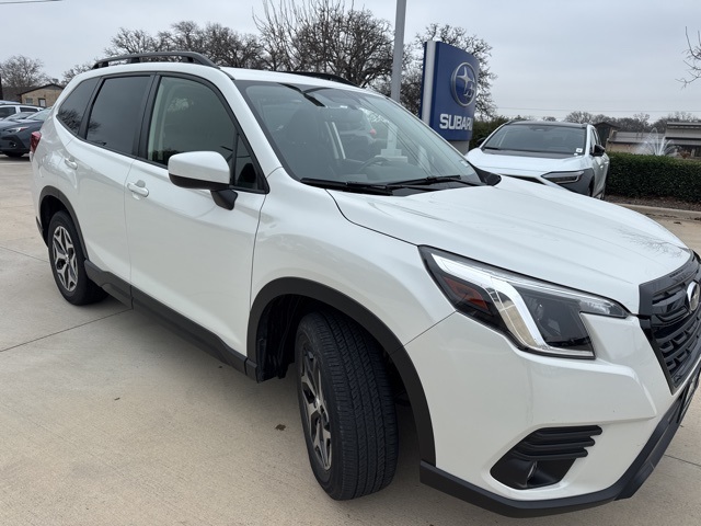 2022 Subaru Forester Premium