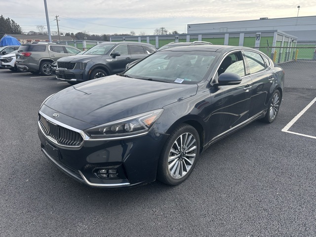 2017 Kia Cadenza Technology