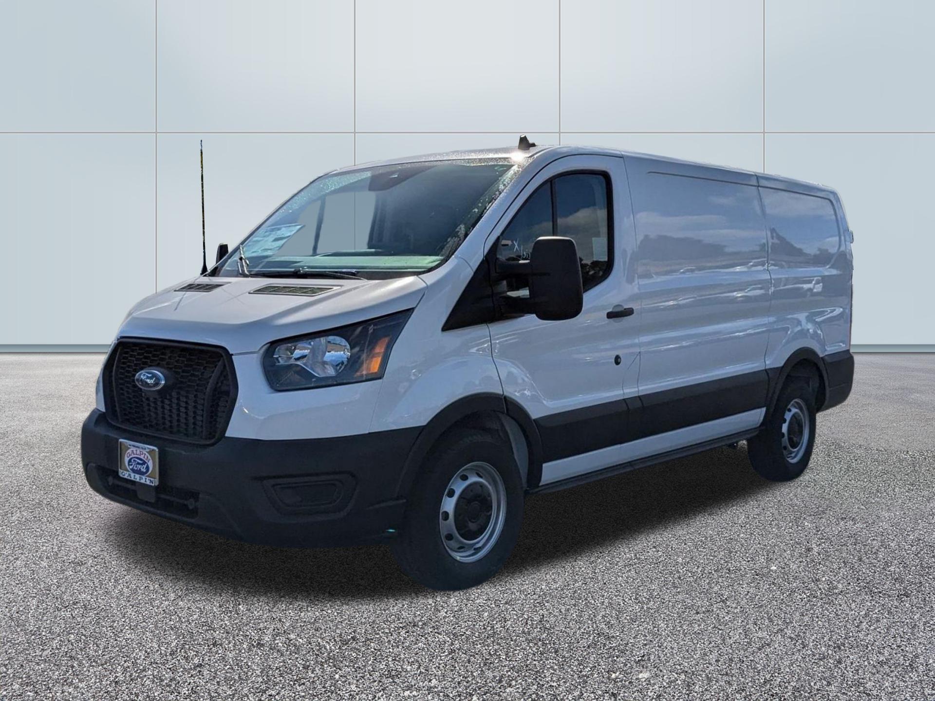 2025 Ford Transit T150 RWD