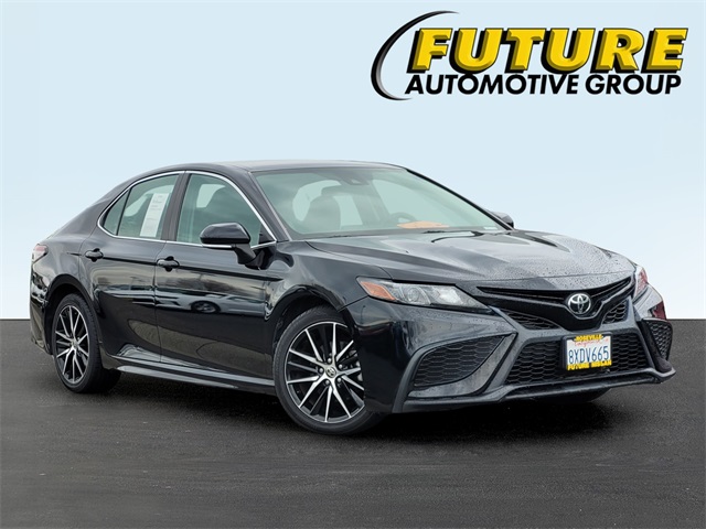 Used 2022 Toyota Camry SE