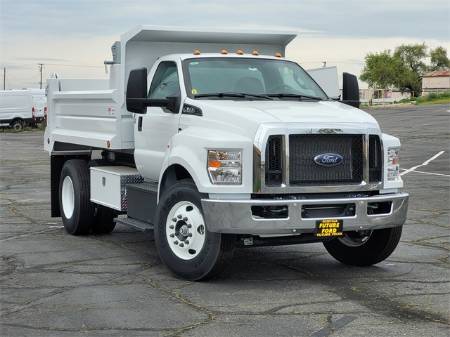 2025 Ford F-650SD Base