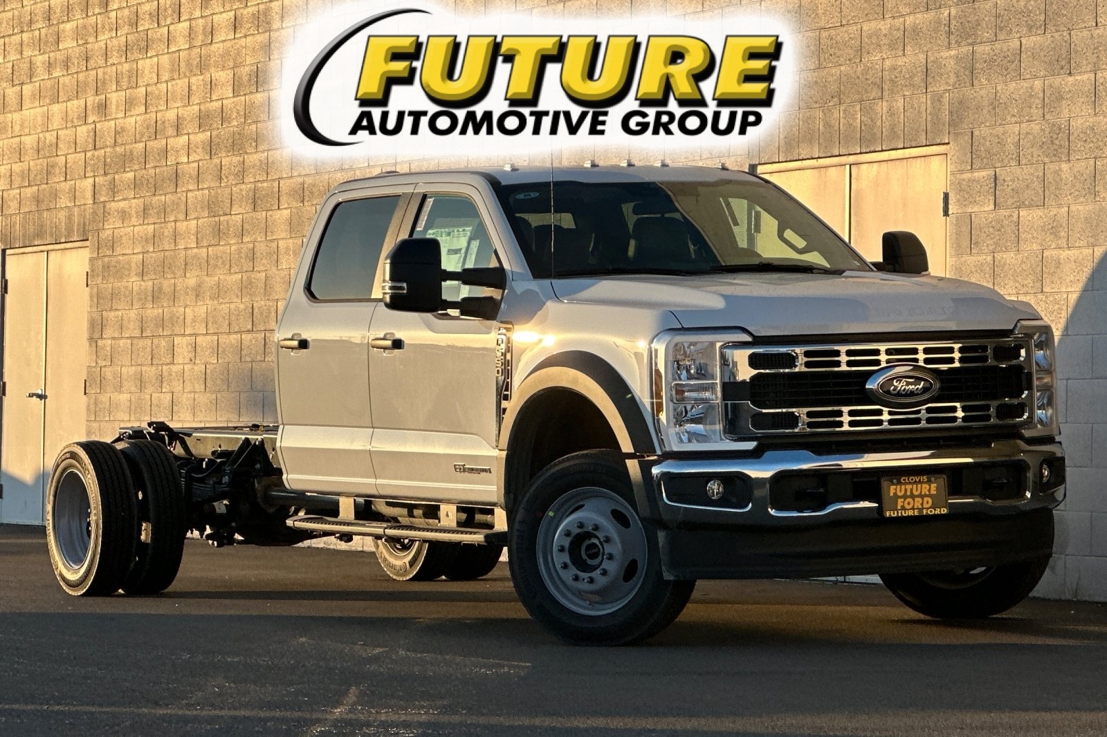 2025 Ford F-550SD XL