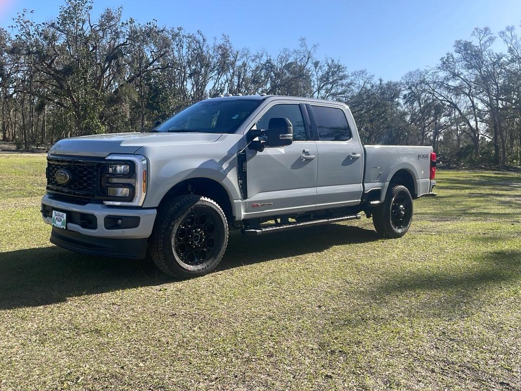 2025 Ford F-350 LARIAT 4X4 High Output Ultimate