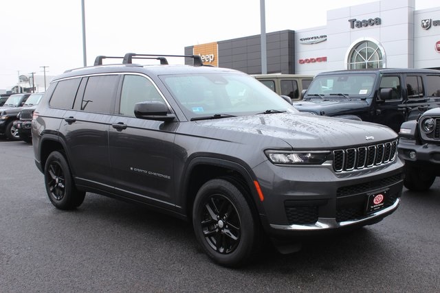 2022 Jeep Grand Cherokee L Laredo