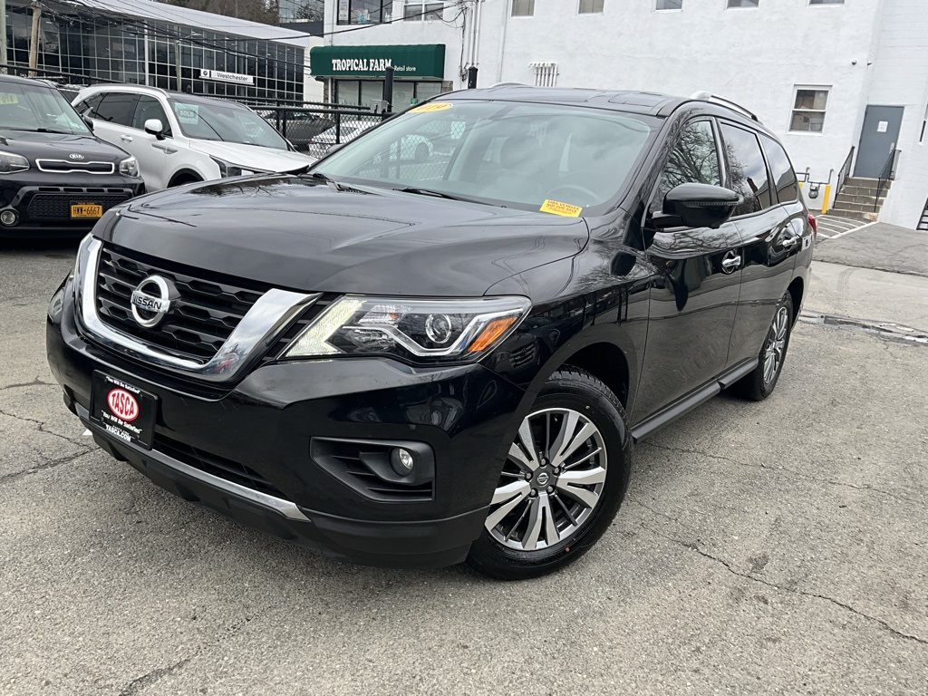 2019 Nissan Pathfinder SL