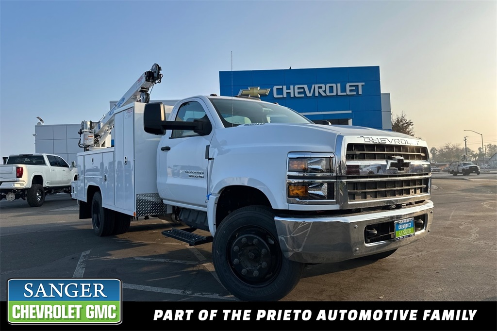 2024 Chevrolet Silverado 4500HD Work Truck