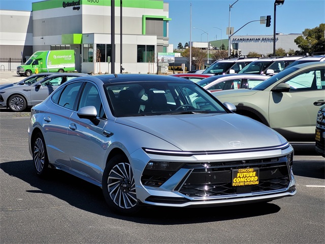 2025 Hyundai Sonata Hybrid Limited