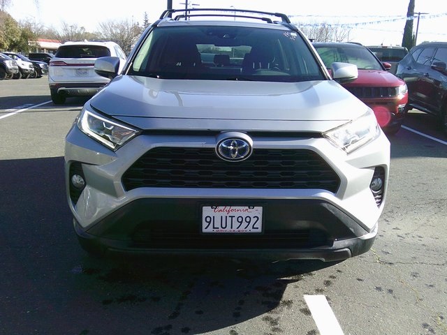 2019 Toyota RAV4 Hybrid XLE