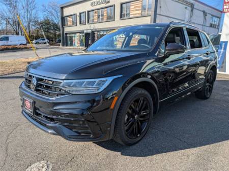 2022 Volkswagen Tiguan 2.0T SE R-Line Black