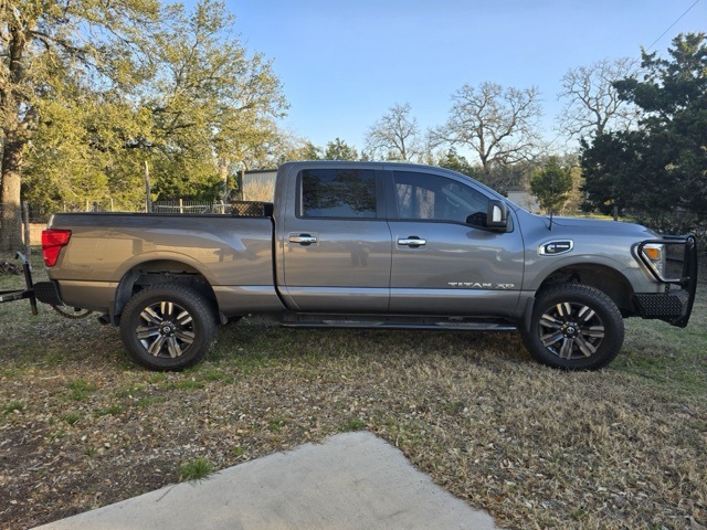 2019 Nissan Titan XD SV