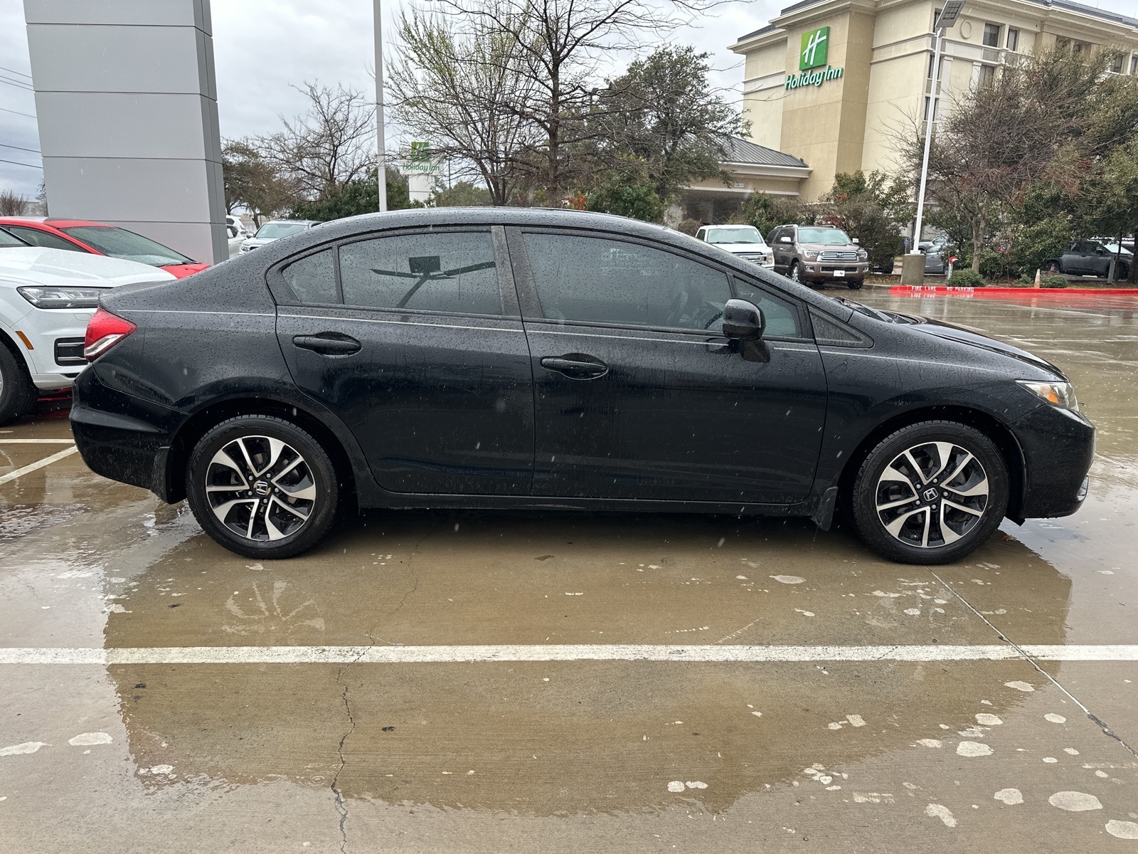 Used 2013 Honda Civic EX with VIN 2HGFB2F81DH524659 for sale in Irving, TX