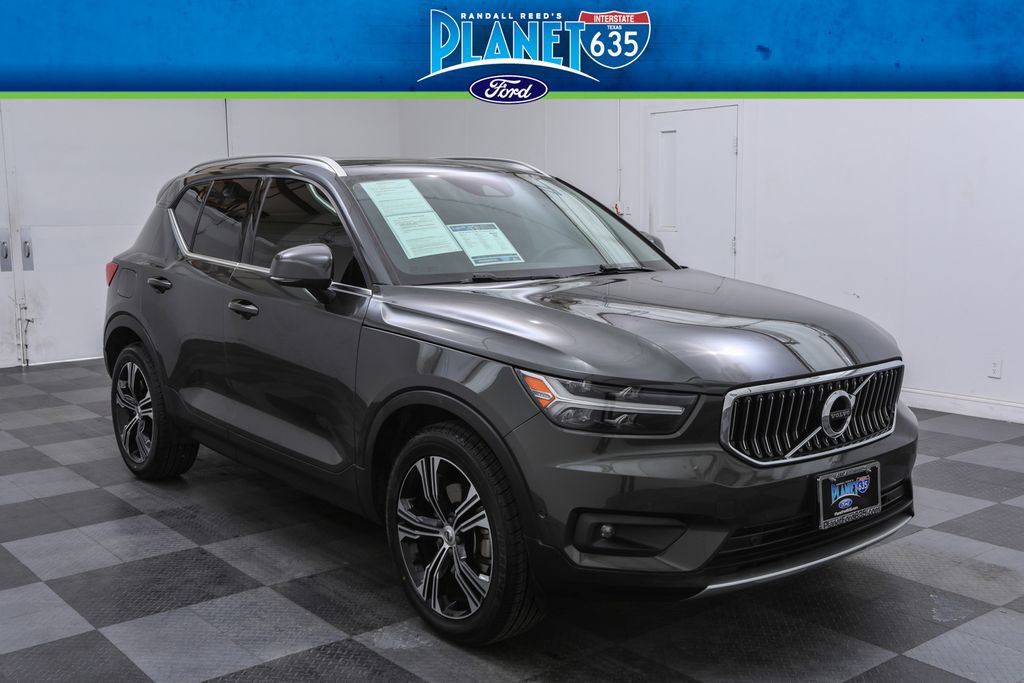 2019 Volvo XC40 Inscription