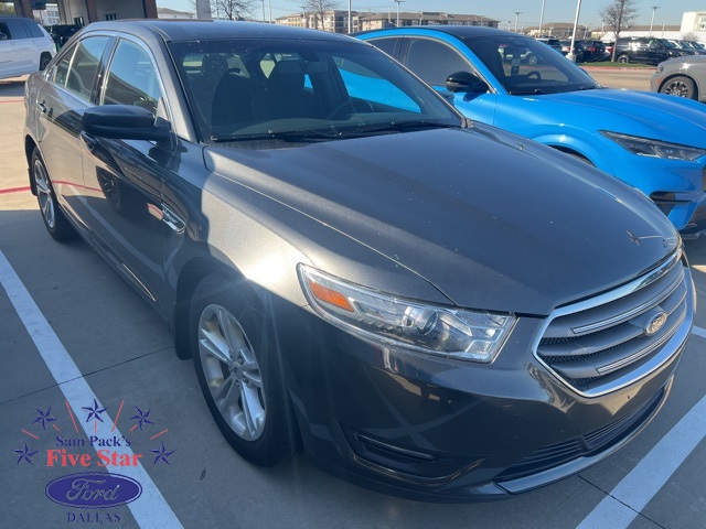 2018 Ford Taurus SEL