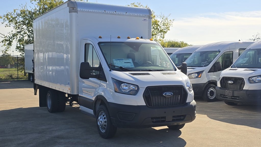 2024 Ford Transit Cutaway