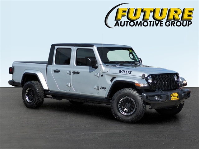 2023 Jeep Gladiator Willys